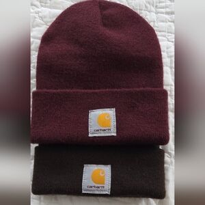 Carhartt Beanie Set in Burgundy and Brown